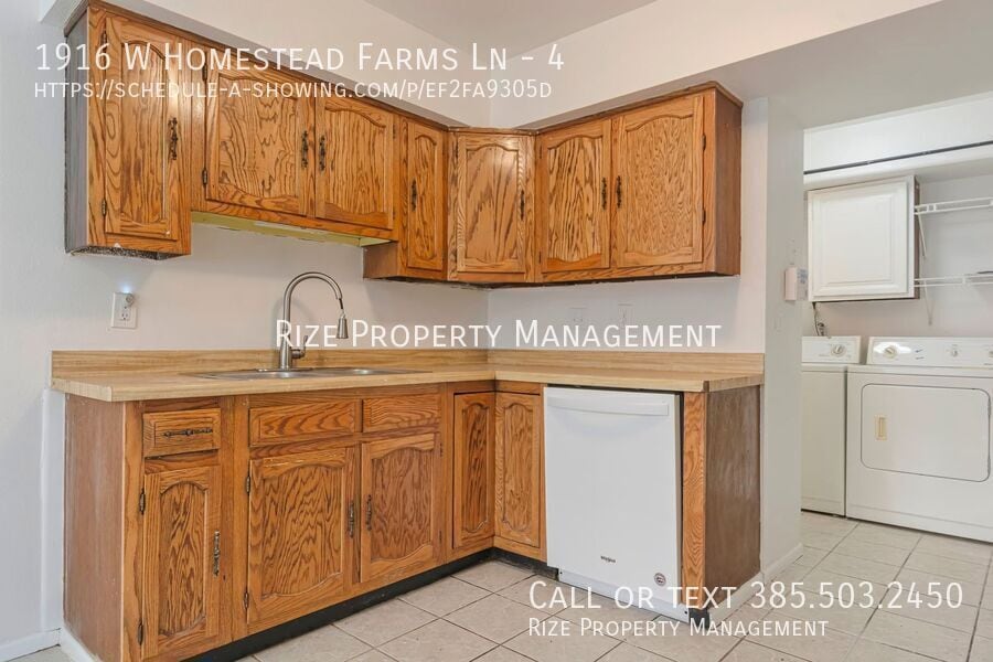 1916 W Homestead Farms Ln in West Valley City, UT - Building Photo