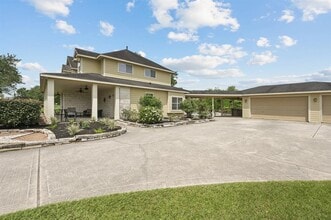 19634 Stone Lake Dr in Tomball, TX - Building Photo - Building Photo