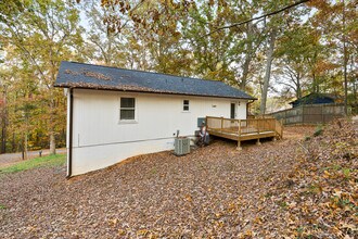 1021 Lakewood Dr in Anderson, SC - Building Photo - Building Photo