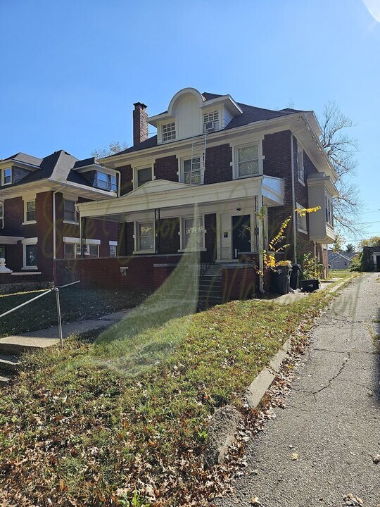 2639 E 29th St, Unit Unit 3 in Kansas City, MO - Building Photo