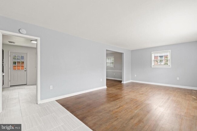 property at 6217 Stoneham Rd