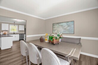 200 Cedarwood Trail in High Point, NC - Building Photo - Building Photo