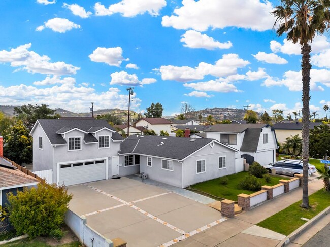 property at 471 N Seranado St
