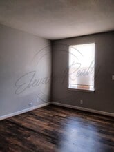 2439 Woodale Ln in Nashville, TN - Building Photo - Building Photo
