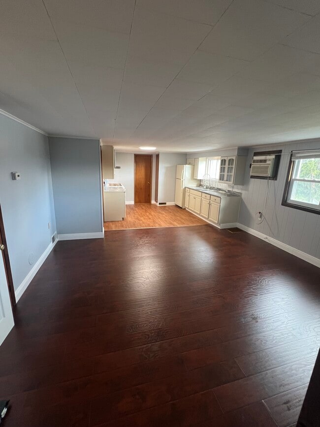 5636 Trenton Rd in Utica, NY - Building Photo - Building Photo