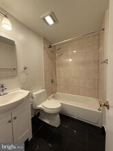 5056 Kenerson Dr in Fairfax, VA - Building Photo - Building Photo