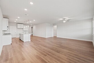 1520 Carvin Wy in Pflugerville, TX - Building Photo - Building Photo