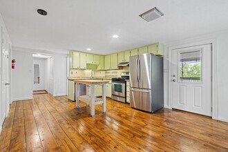 10 Broadway in Piermont, NY - Building Photo - Building Photo