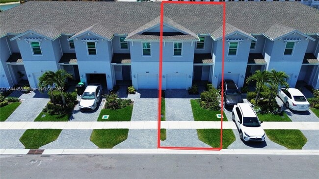 property at 846 SE grovebush Ln