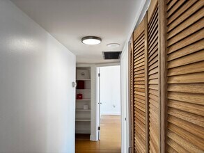 2851 NE 183rd St, Unit 1007 in Aventura, FL - Building Photo - Building Photo