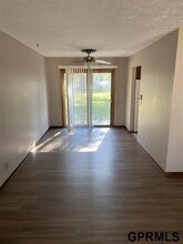 809 Matthies Dr in Papillion, NE - Building Photo - Building Photo