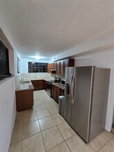 120 NW 43rd Pl in Miami, FL - Building Photo - Building Photo
