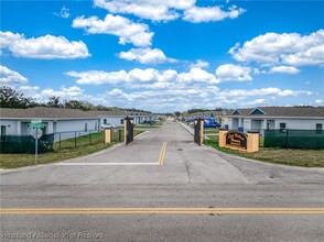 1524 Las Villas Blvd in Sebring, FL - Building Photo - Building Photo