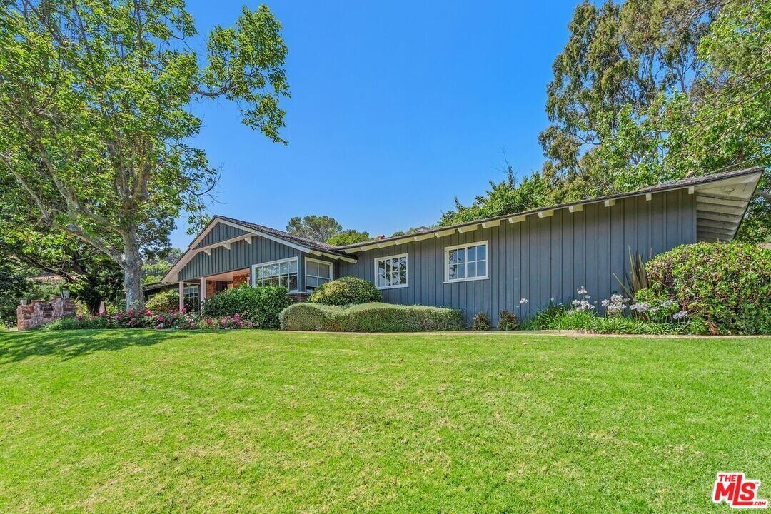 6363 Sycamore Meadows Dr in Malibu, CA - Building Photo