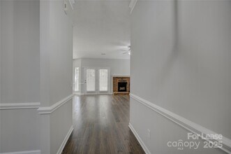 7017 Scuppernong Ct in Charlotte, NC - Building Photo - Building Photo
