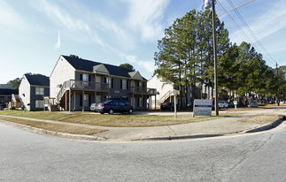 Jamestown on the Creek Apartments in Raleigh, NC - Building Photo