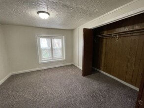 1321 Cedar St in Green Bay, WI - Building Photo - Building Photo