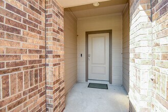 8222 Hush Hts Dr in Arcola, TX - Building Photo - Building Photo