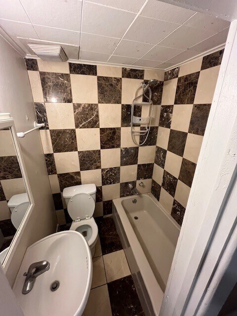 40 N. Main St in Three Rivers, MI - Building Photo - Building Photo