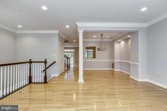 10555 Tuckerman Heights Cir in Rockville, MD - Building Photo - Building Photo
