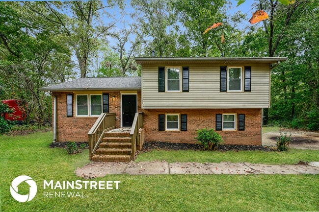 property at 40 Derby Country Dr