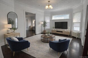 257 S 2nd Ave in Mount Vernon, NY - Building Photo