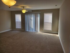 2102 Mayberry Loop Rd in Morehead City, NC - Building Photo - Building Photo