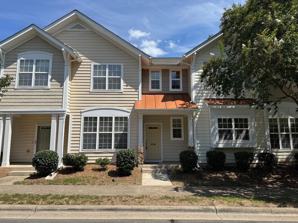 4207 Brenmar Ln in Durham, NC - Building Photo