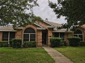 1300 Rosewood Ln in Allen, TX - Building Photo