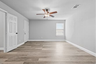 3151 Stag Rd in Dallas, TX - Building Photo - Building Photo