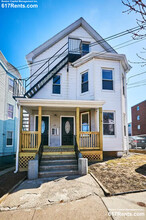 25 Moreland St, Unit 3 in Somerville, MA - Foto de edificio - Building Photo