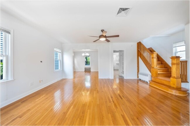 85 Barrows Ave in Rutherford, NJ - Building Photo - Building Photo