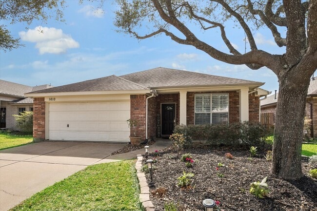 1610 Eberhart Star Ct