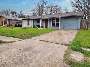 6002 Idlewood Cove in Austin, TX - Building Photo - Building Photo