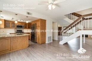 6888 Batiquitos Dr in Carlsbad, CA - Building Photo