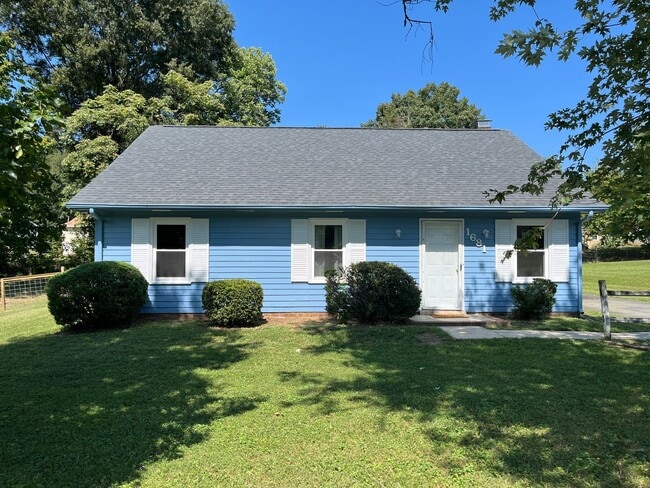 property at 1681 Village Pl