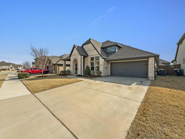 1016 Superbloom Ave in Justin, TX - Building Photo