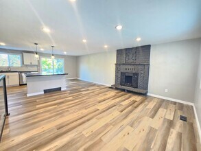1721 E 58th Ave in Spokane, WA - Building Photo - Building Photo