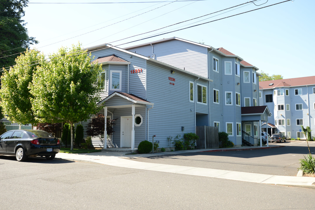 The Shire II in Portland, OR - Building Photo