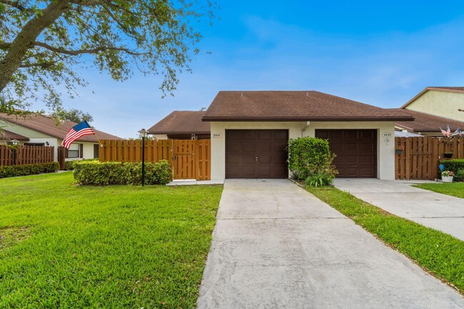 3830 Coco Loba Ln in Boynton Beach, FL - Building Photo - Building Photo