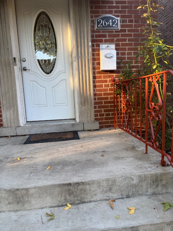 property at 2642 W Gregory St