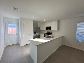 3928 Pontchartrain Pkwy in Sherman, TX - Building Photo - Building Photo