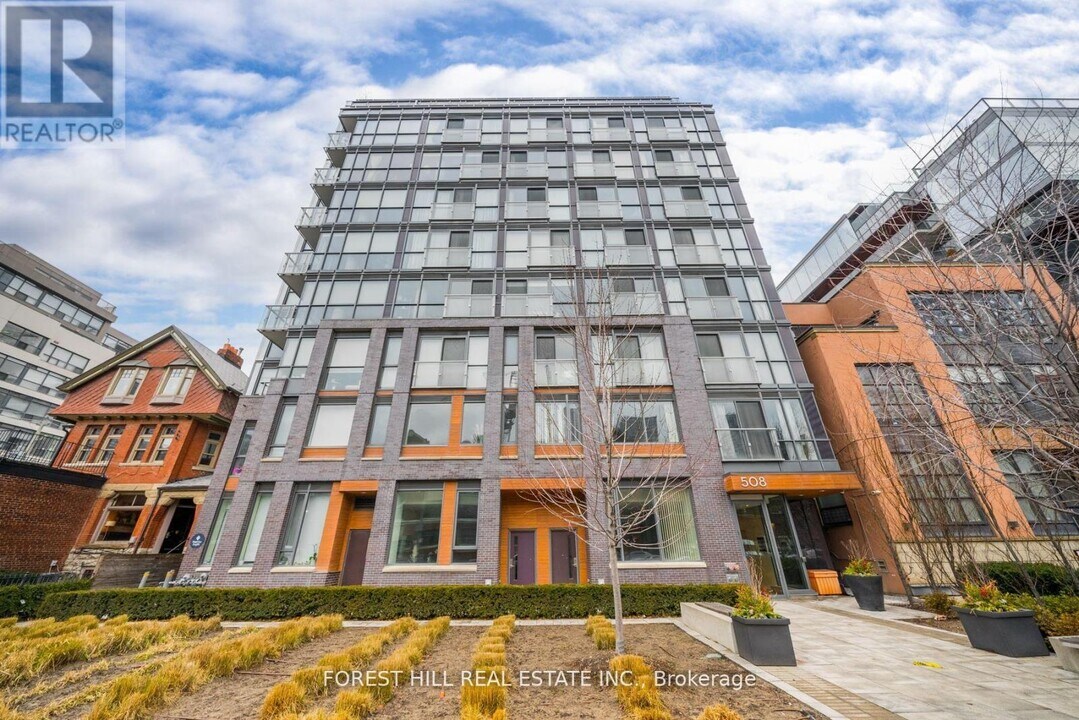 508 Wellington St W in Toronto, ON - Building Photo