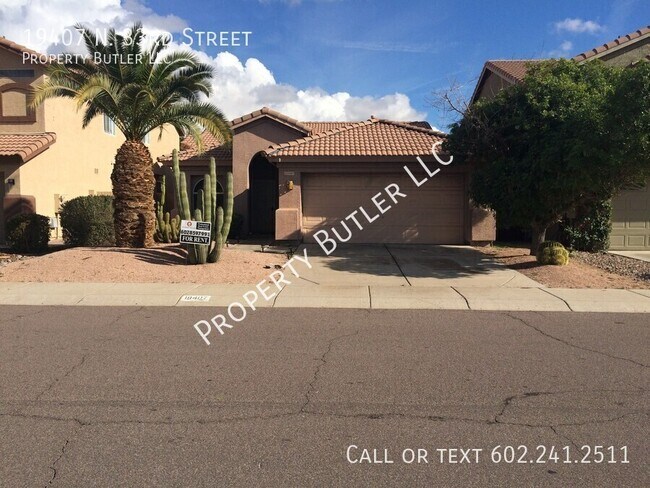 property at 19407 N 33rd St
