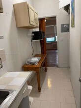 6830 Harding Ave in Miami Beach, FL - Foto de edificio - Building Photo