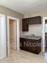 4915 Maplewood Ave in Detroit, MI - Building Photo - Building Photo