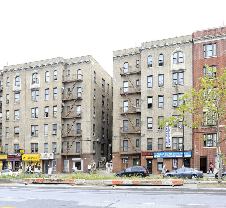 1384 Grand Concourse in Bronx, NY - Building Photo