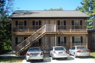 1518 1st St, Unit #1 in Charleston, IL - Building Photo