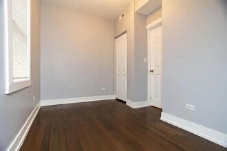 2657 N Ridgeway Ave in Chicago, IL - Building Photo - Building Photo