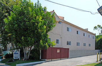 Sea Breeze Apartments in Los Angeles, CA - Building Photo - Building Photo